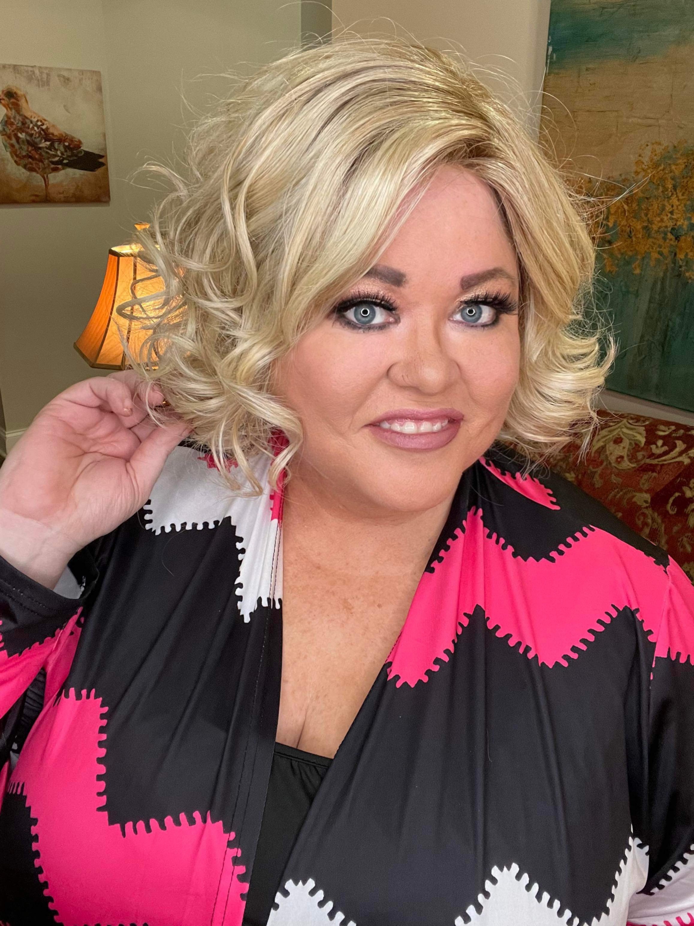 Deanna Honey Blossom HS Comfort Luxury Wig CA1