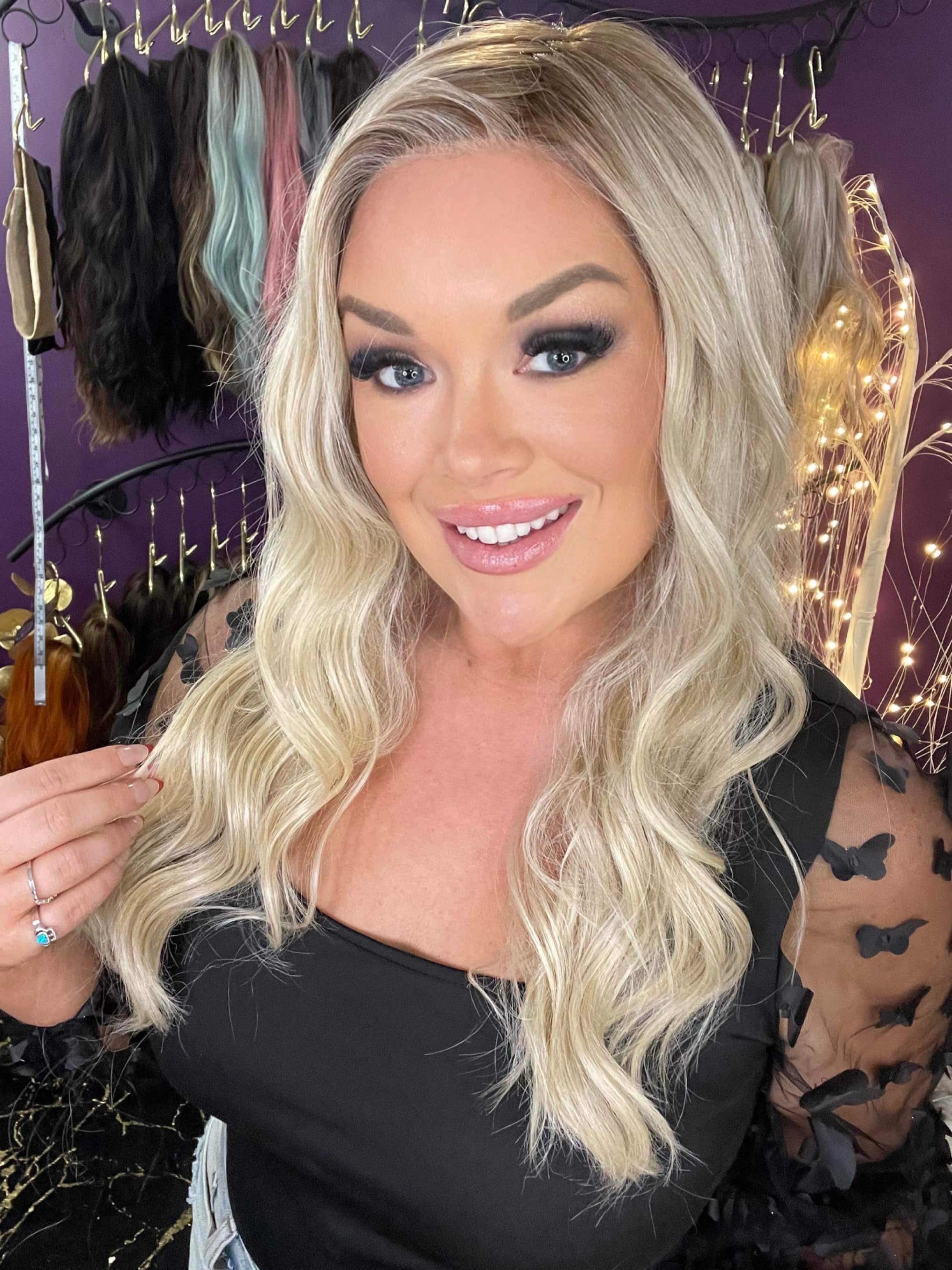Elliana Champagne Blonde DCT W306