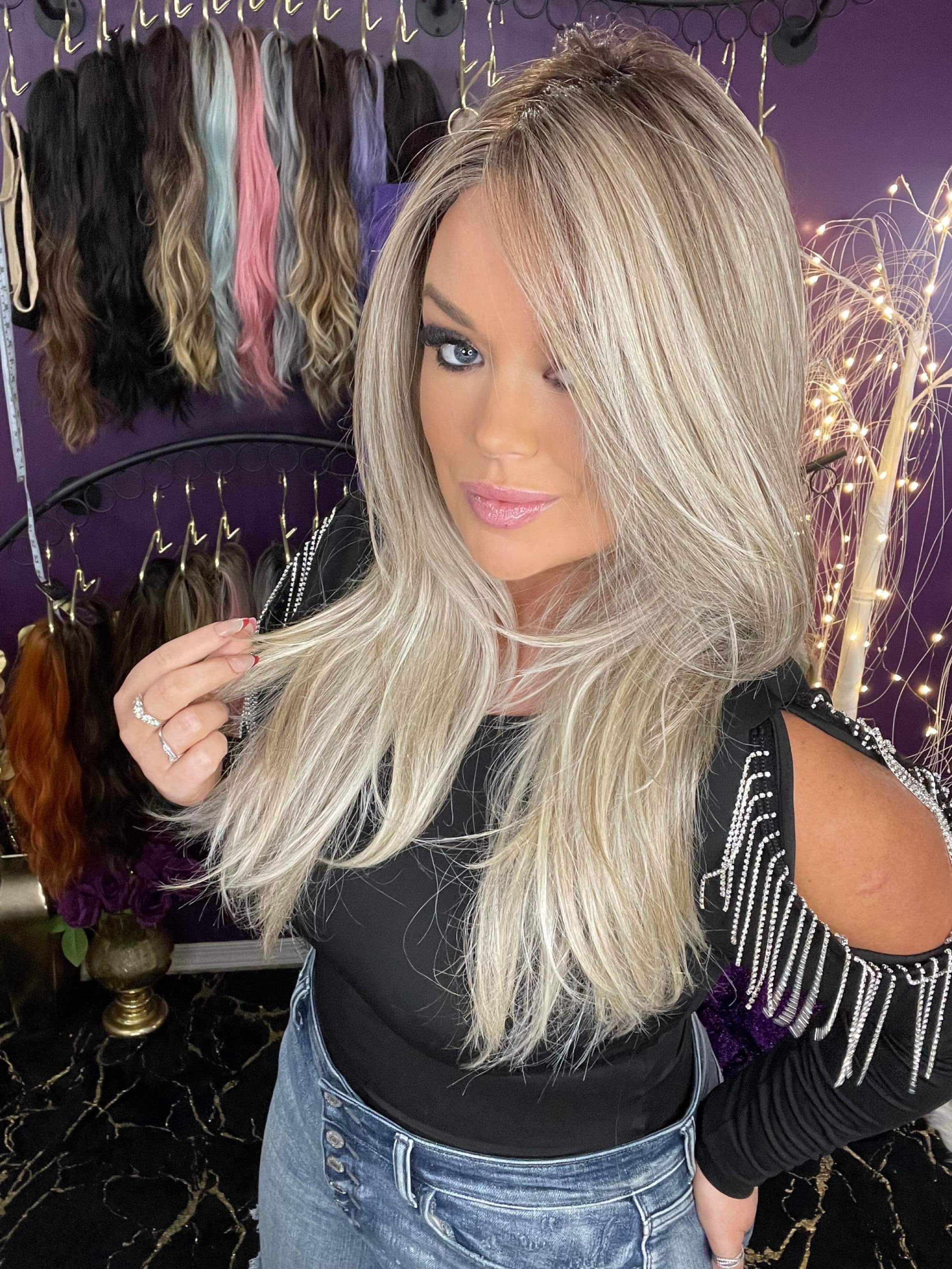 Henley Smoking Hot Blonde HS Luxury Wig CA1 W4689