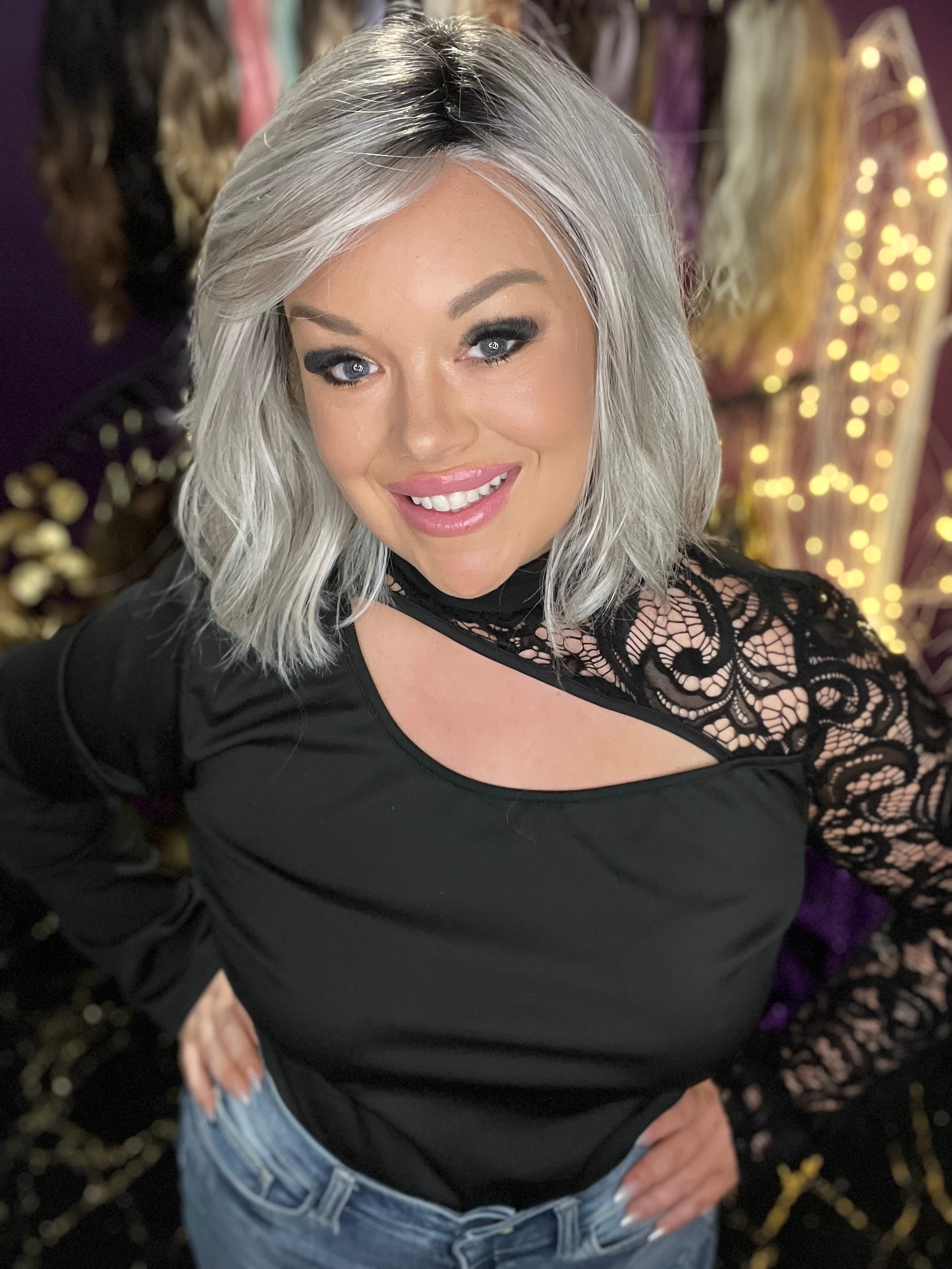 Dee Silver Blonde HS Luxury Wig CA1 W4488