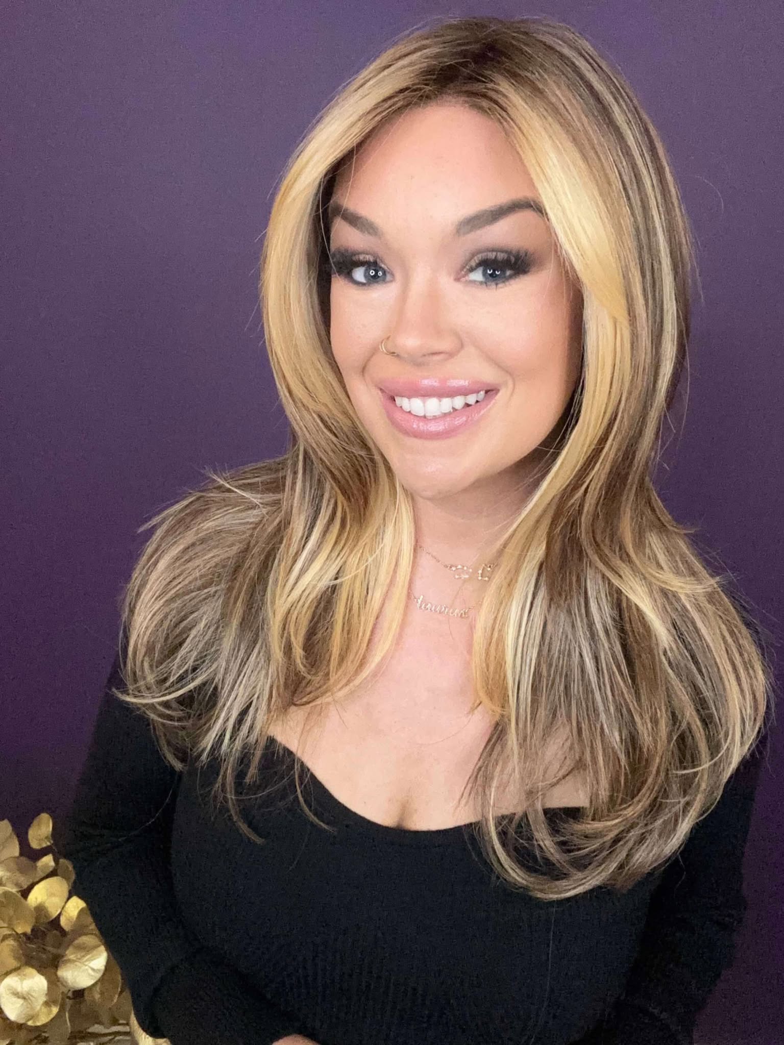 Ashlyn – Luxury Wig by Chic Lifestyle Shown in Endless Vanilla Spice.