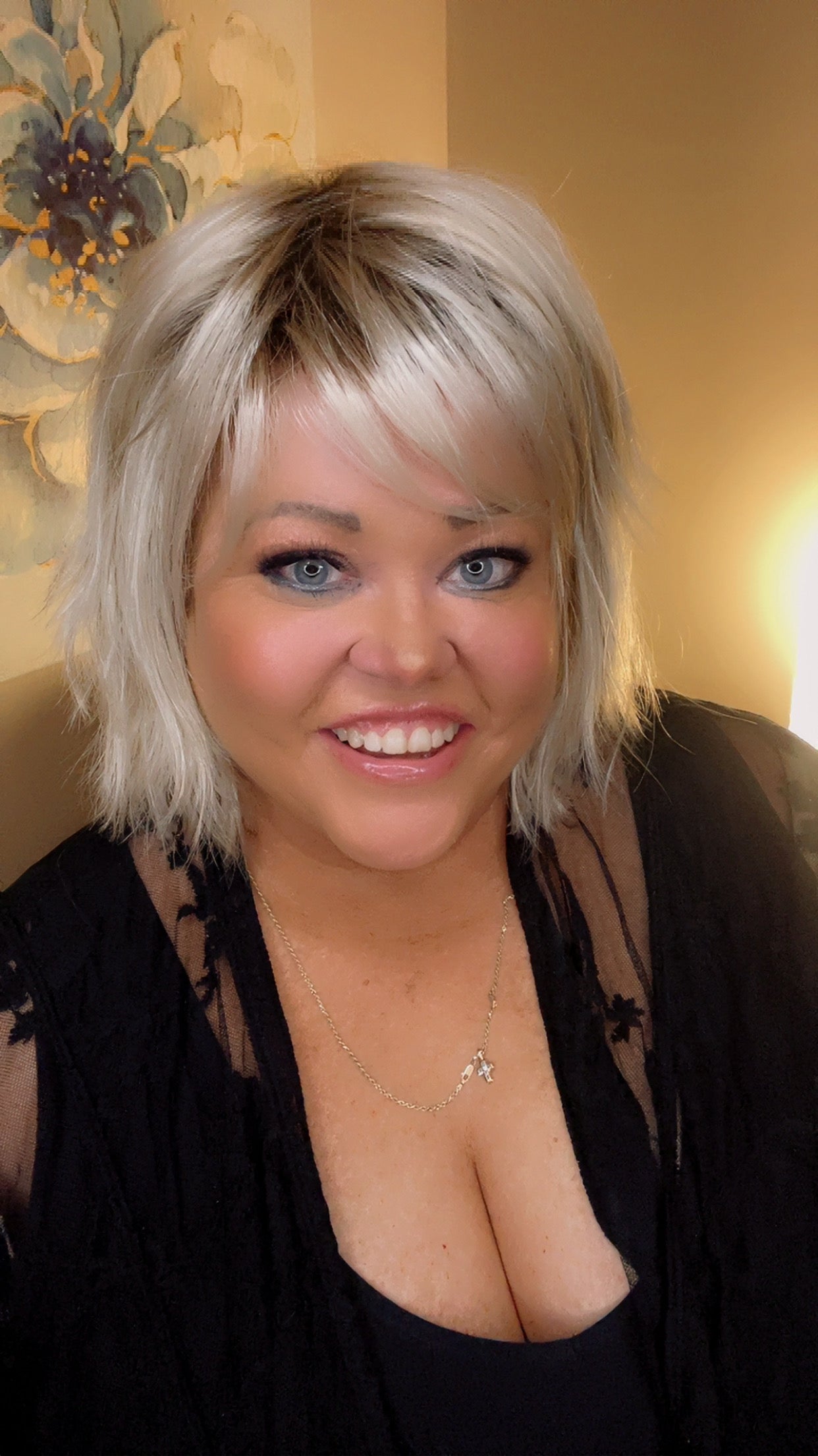 Daria Honey Cream Bellini NHS Signature Luxury Wig PA1