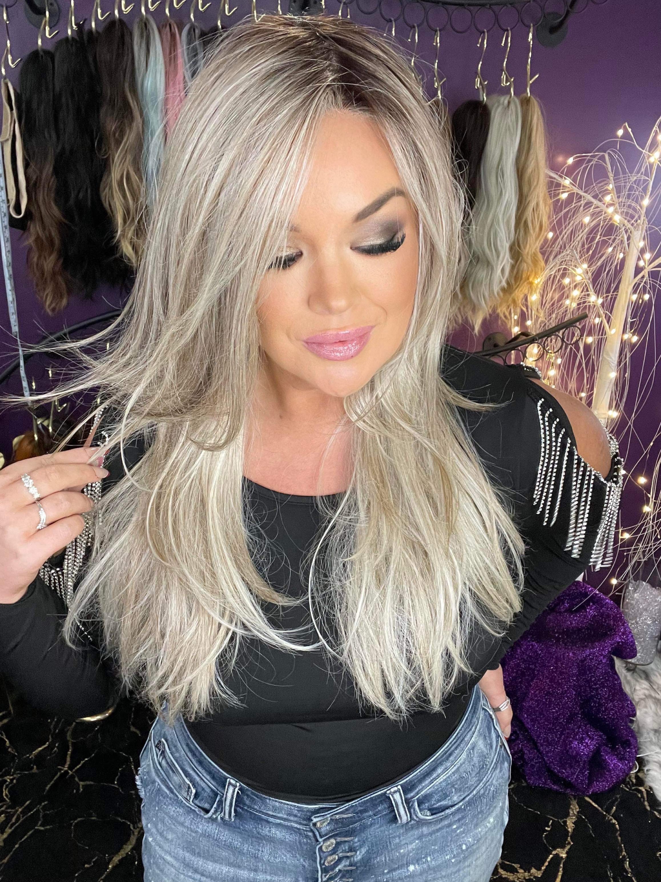 Henley Smoking Hot Blonde HS Luxury Wig CA1 W4689