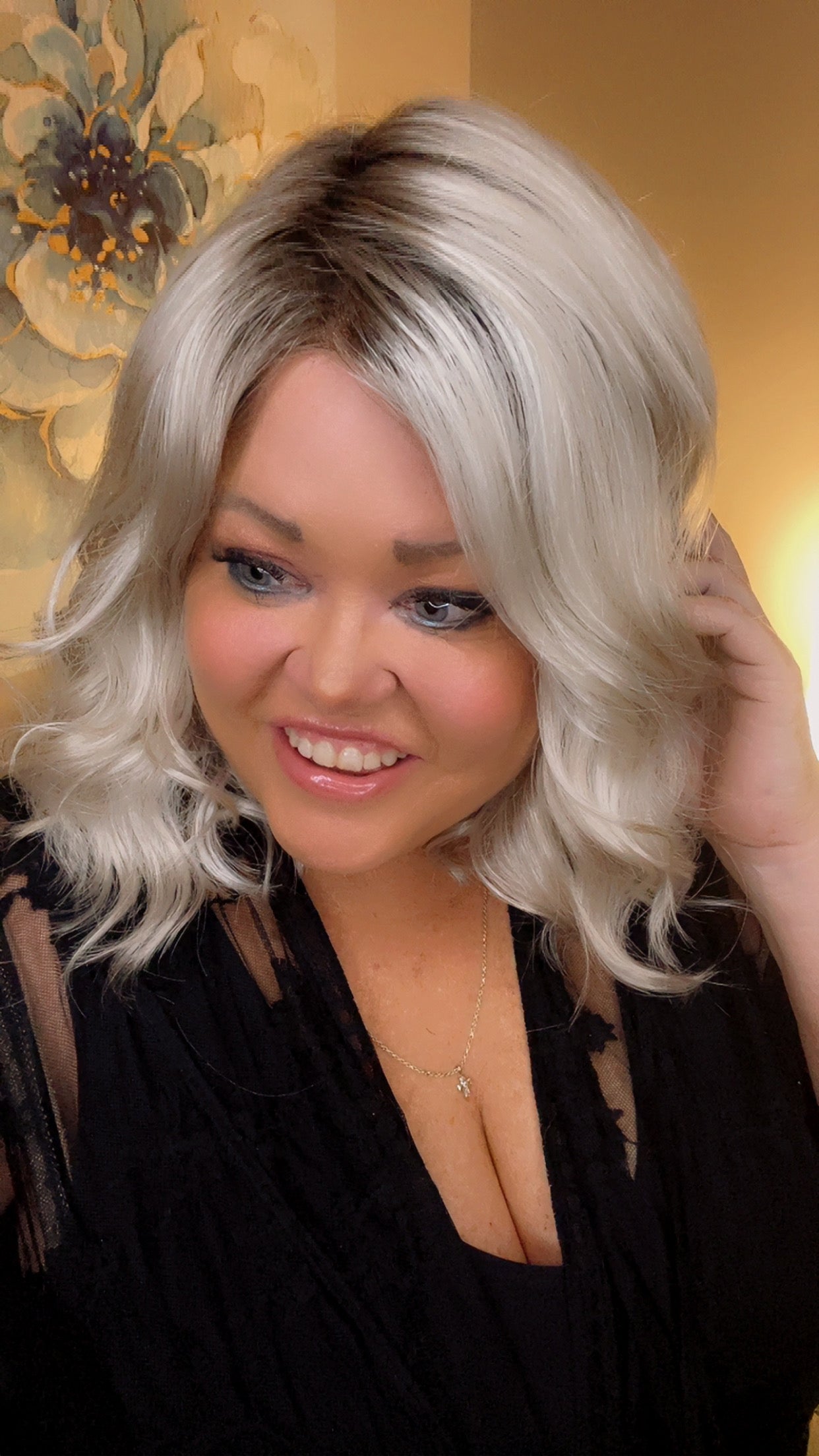 Peluca de lujo Tyra Vanilla Fizz rubia NHS Signature PA1
