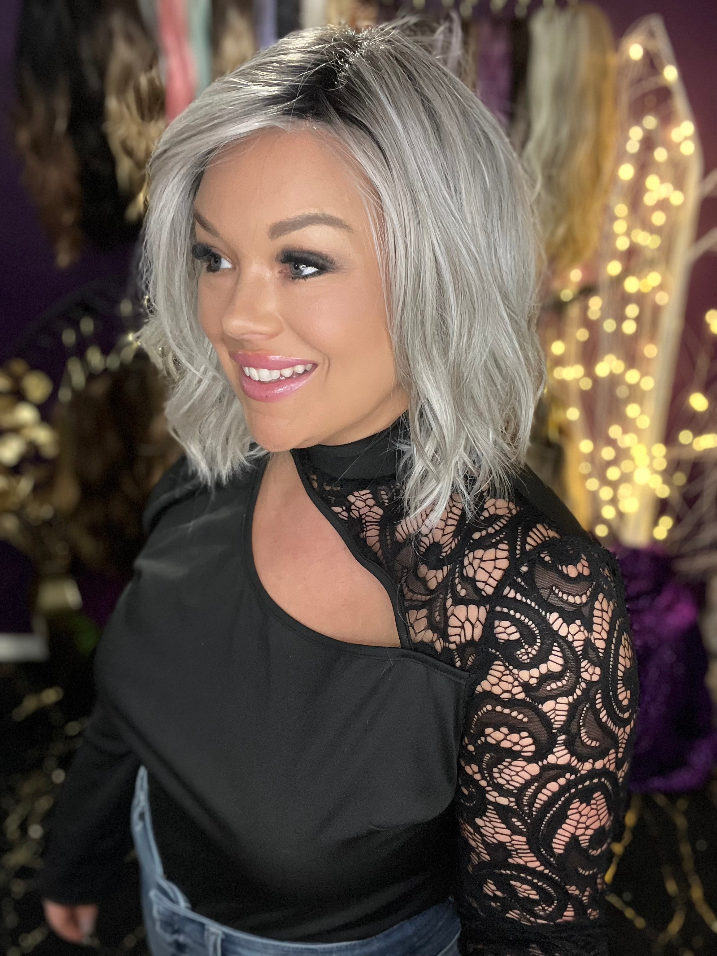 Dee Silver Blonde HS Luxury Wig CA1 W4488