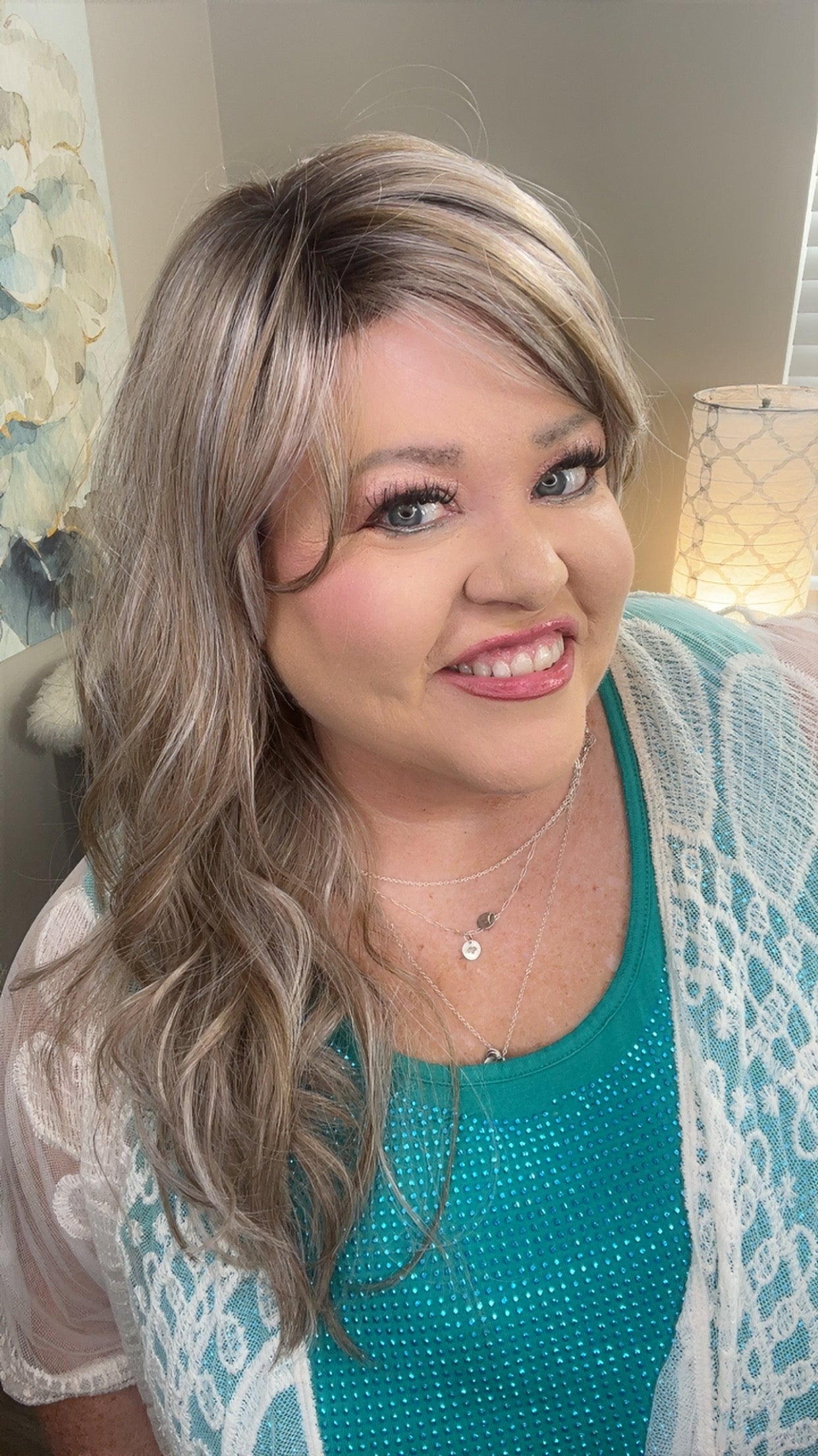 Rosalyn Ash Blonde HS Standard Luxury Wig CA1