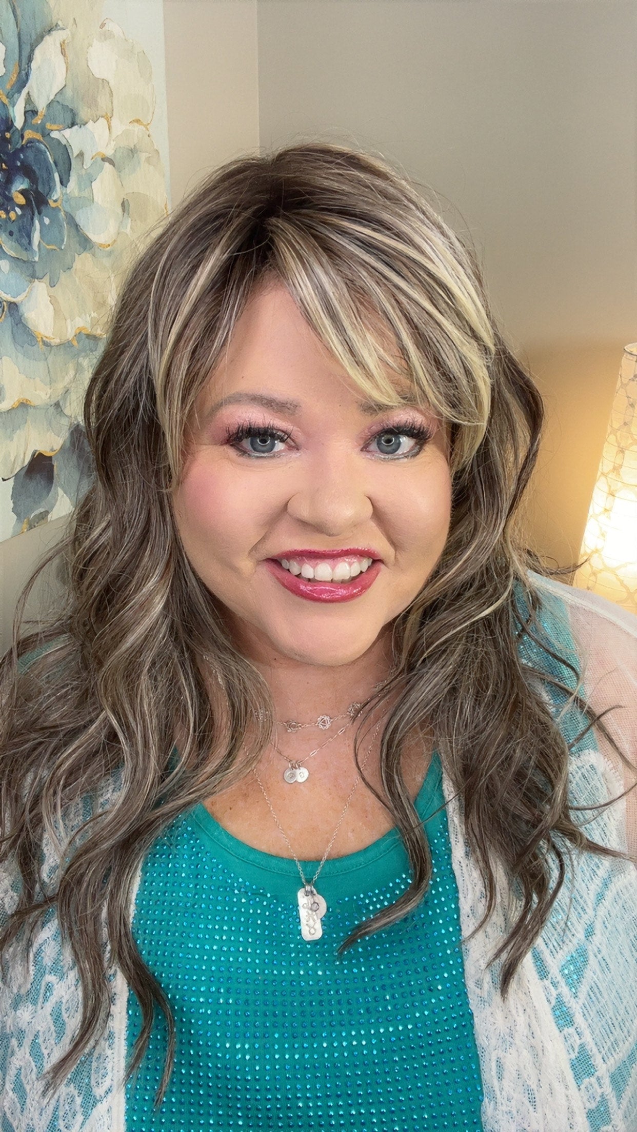 Georgia – Luxury Wig by Chic Lifestyle Shown in Maple Sugar Drizzle.