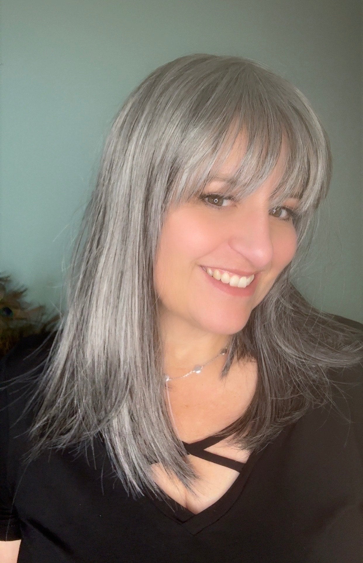 Peluca Halle Silverstone Grey HS Effortless Luxury IN1 (Pre-pedido: 14/21 días)