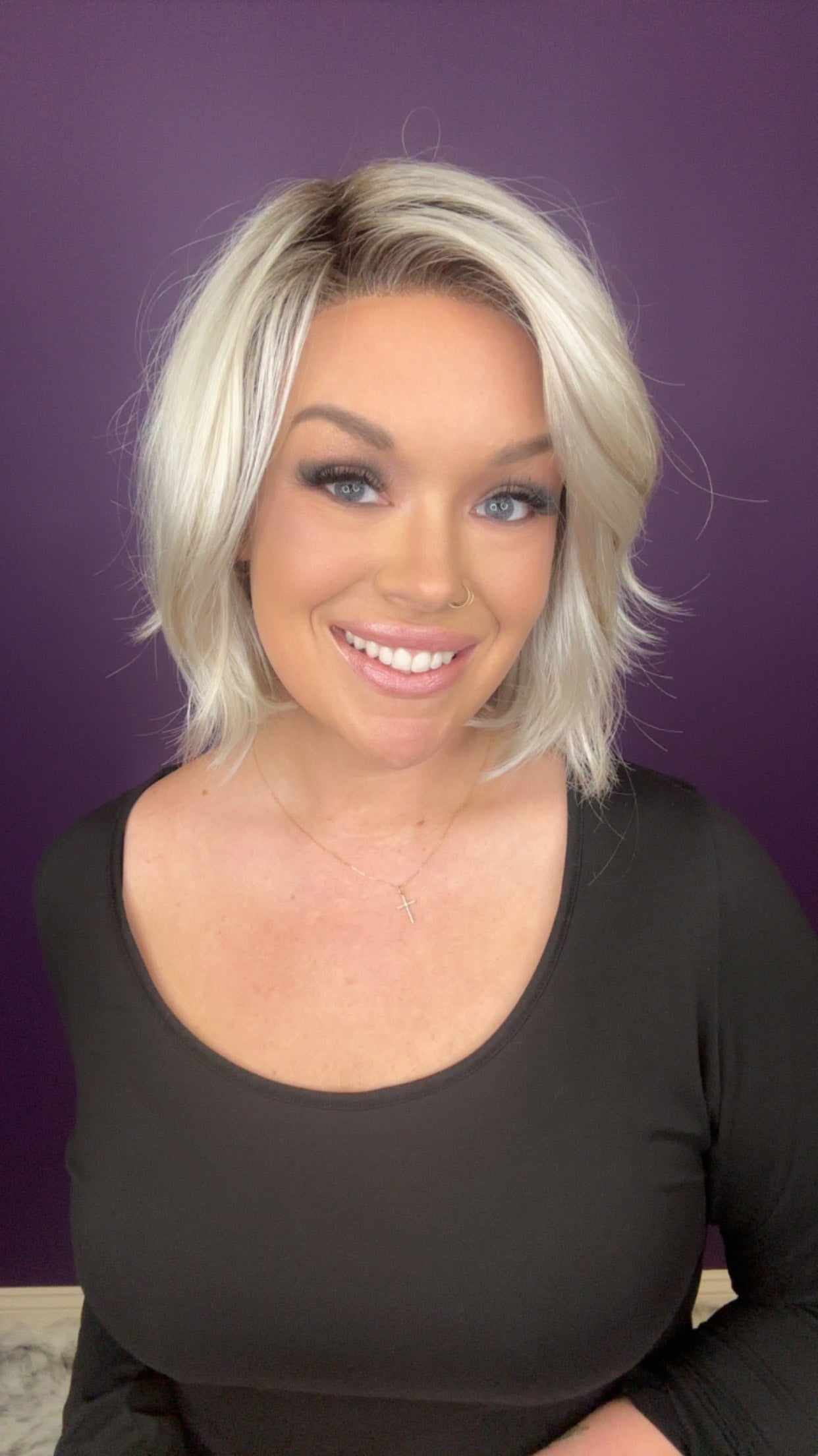 🌟 Vibe
Low-maintenance chic with an artful edge. Sasha brings soft structure with an approachable, airy vibe.