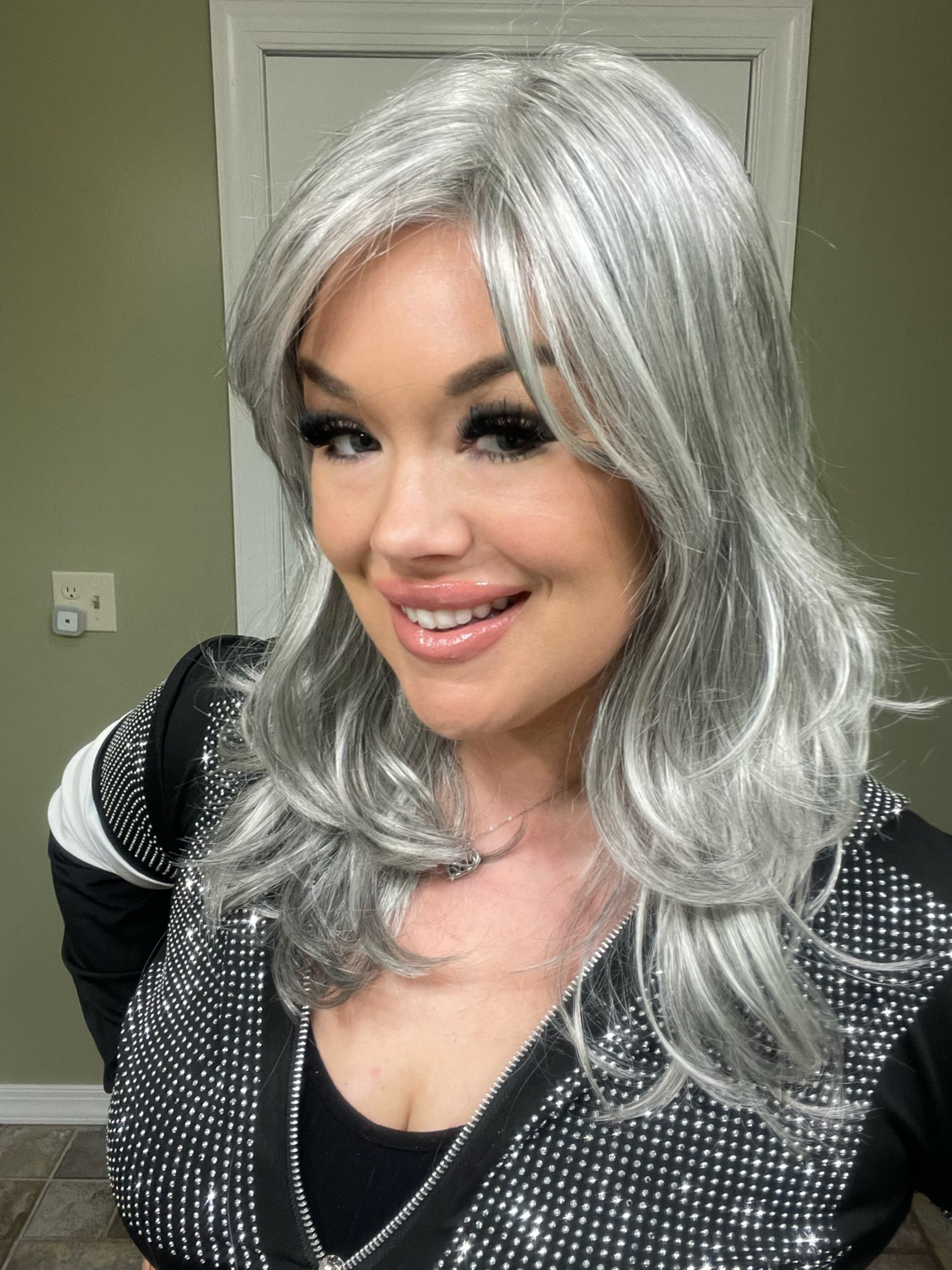 Julie Silver Grey NHS Luxury Wig W6155