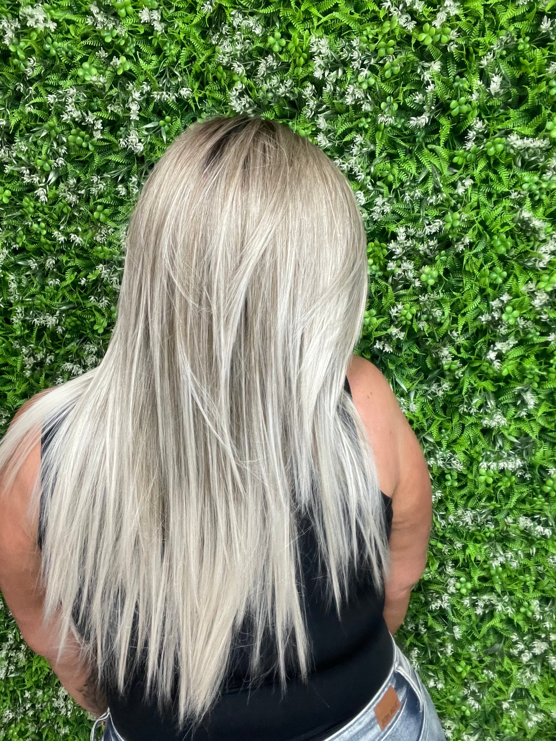 Maggie Ashy Platinum HS Luxury Wig W6133
