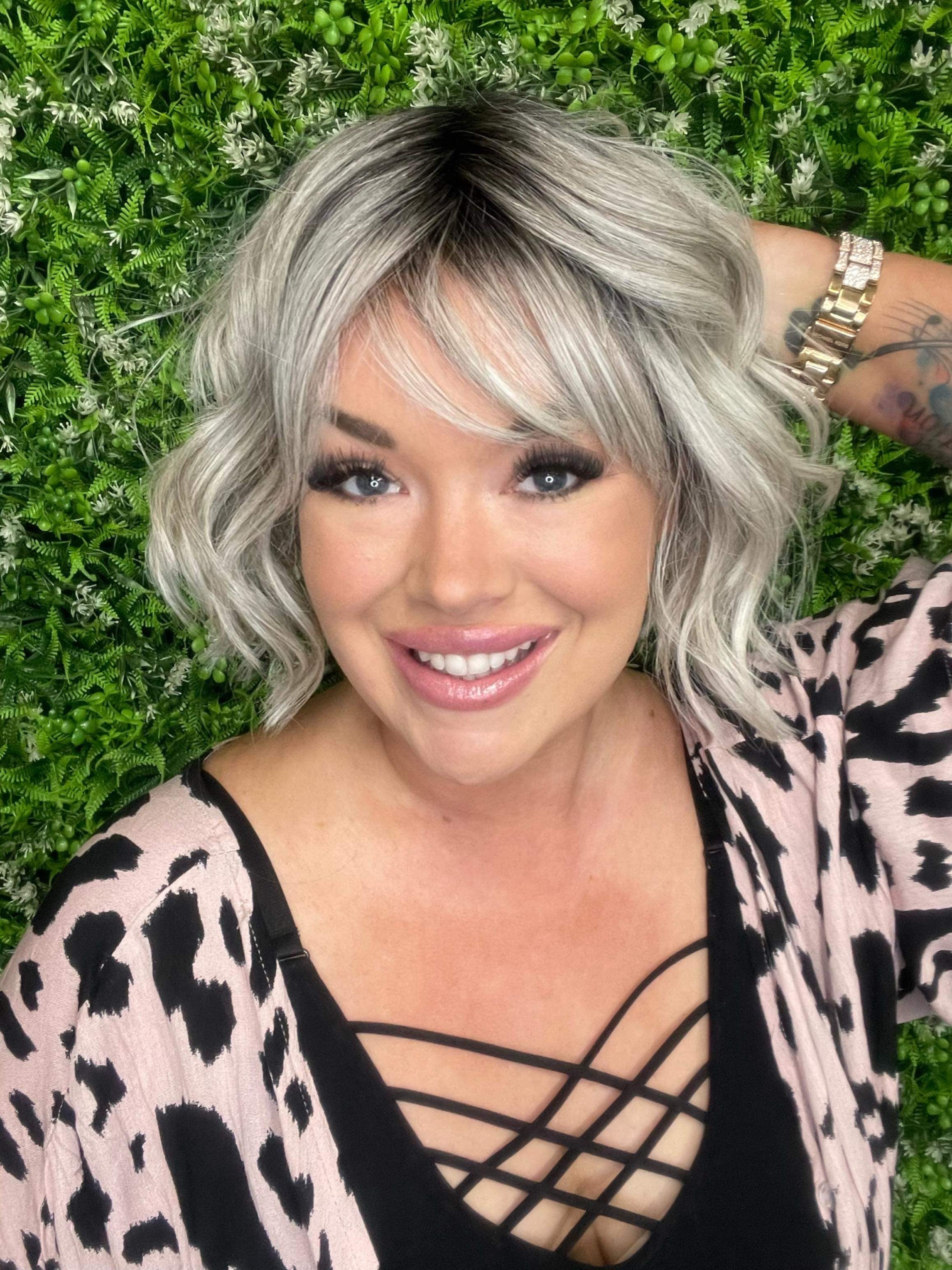Cleo Silver Blonde HS Luxury Wig CA1 W6216