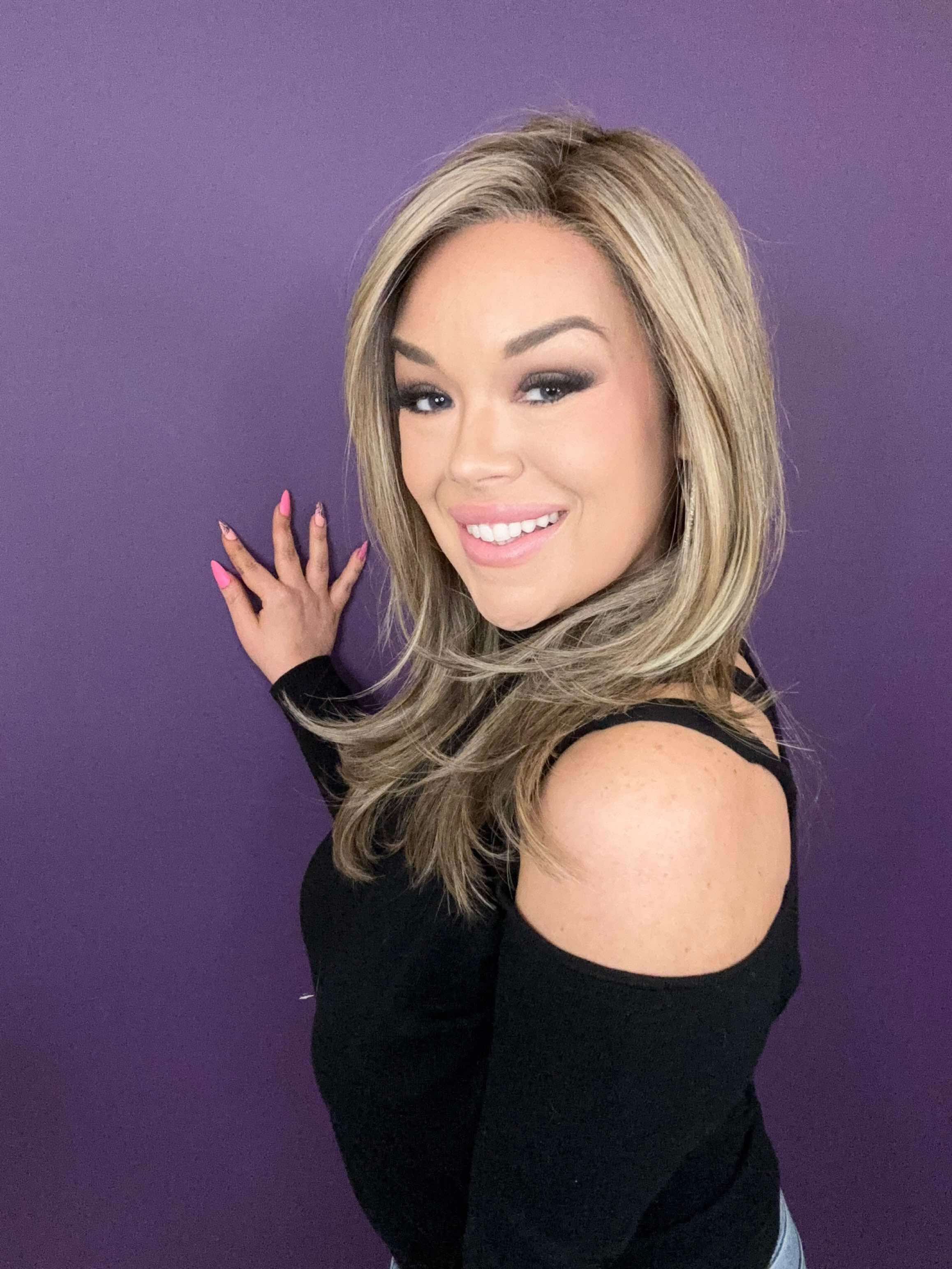 Layla Chai Tea Latte HS Comfort Luxury Wig CA1