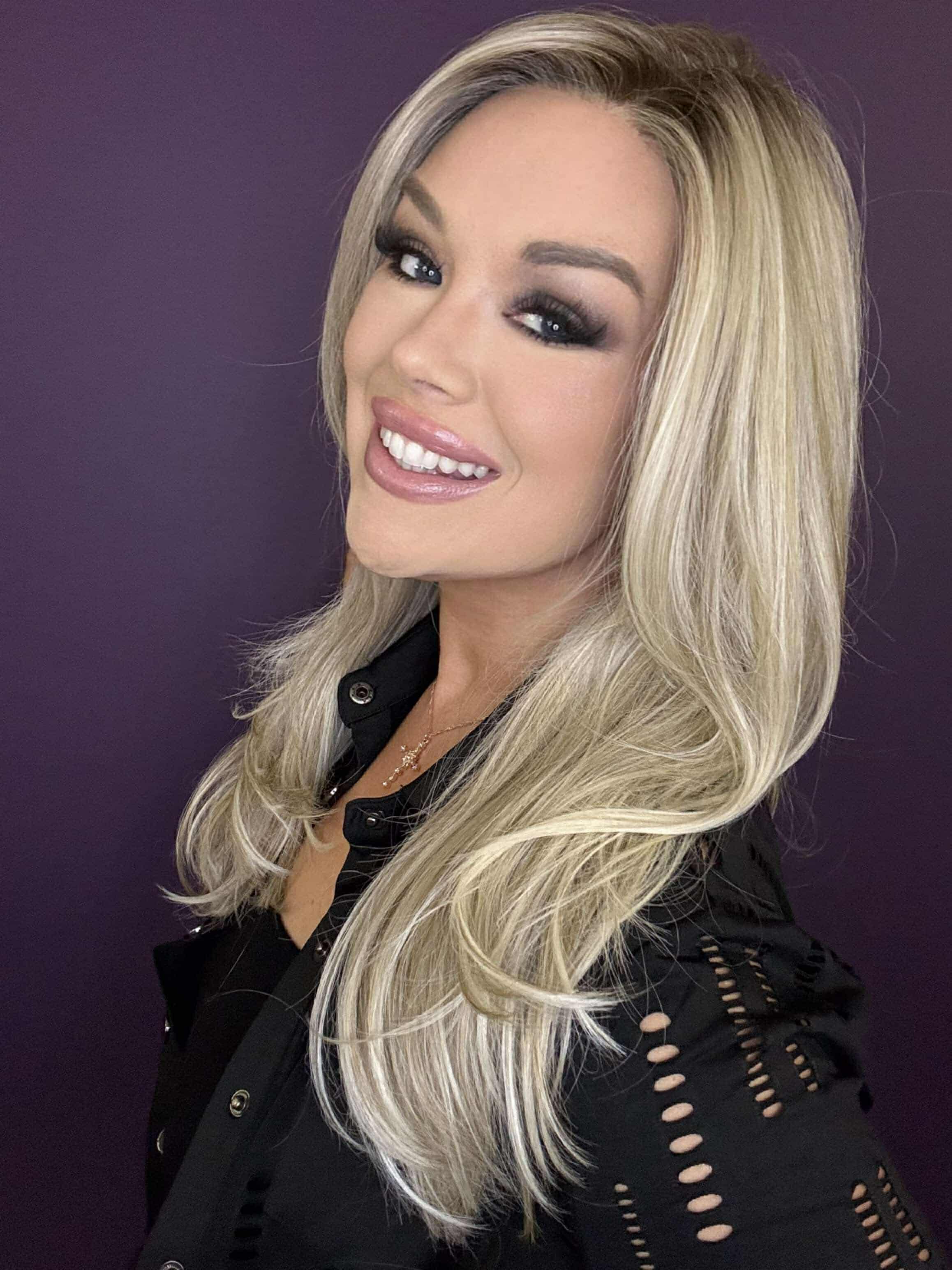 Rowena Vanilla Frappe Blonde HS Comfort Luxury Wig CA1