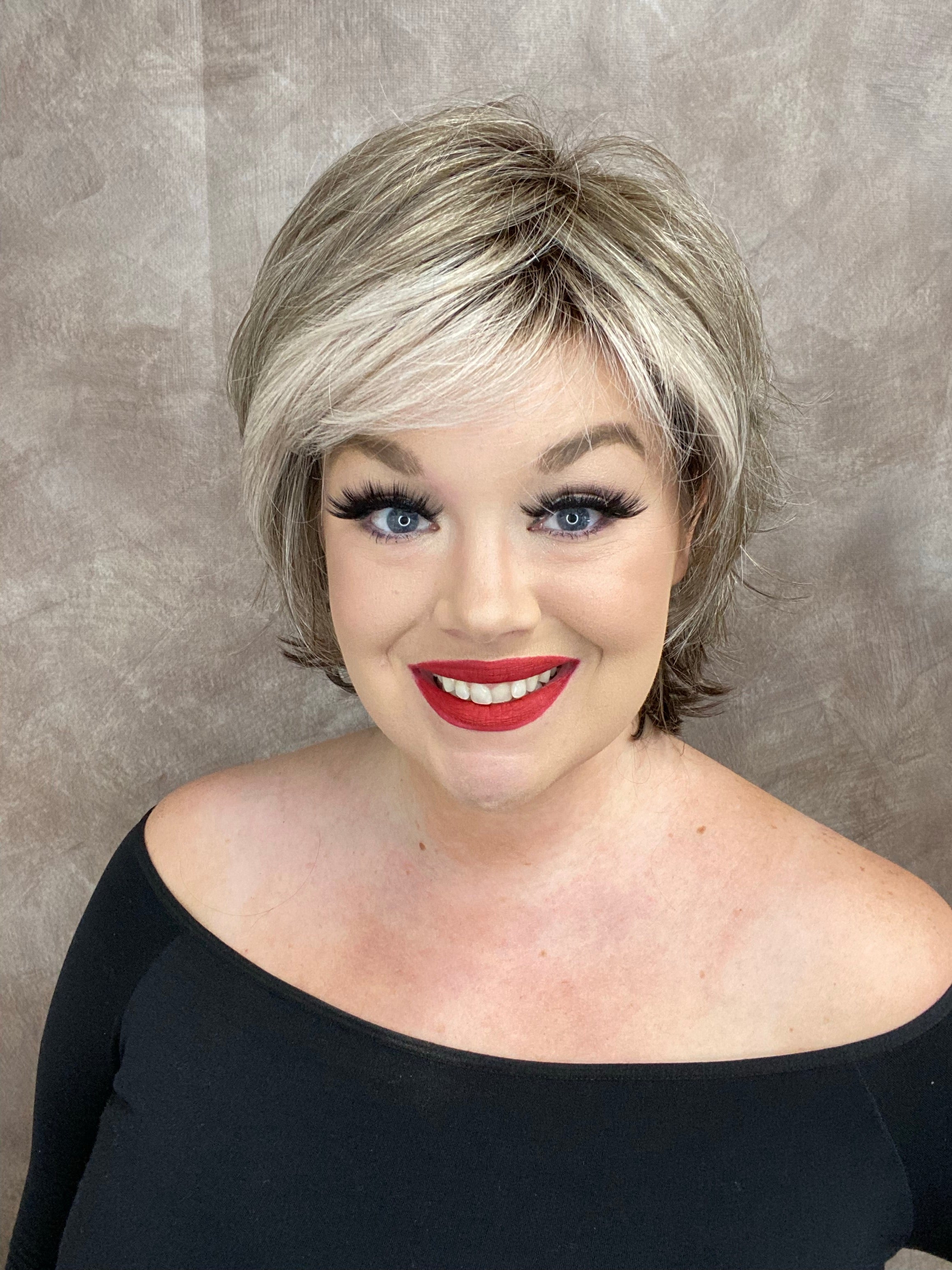 Nia Silver Fox HS Premium Luxury Wig FL1 W4817
