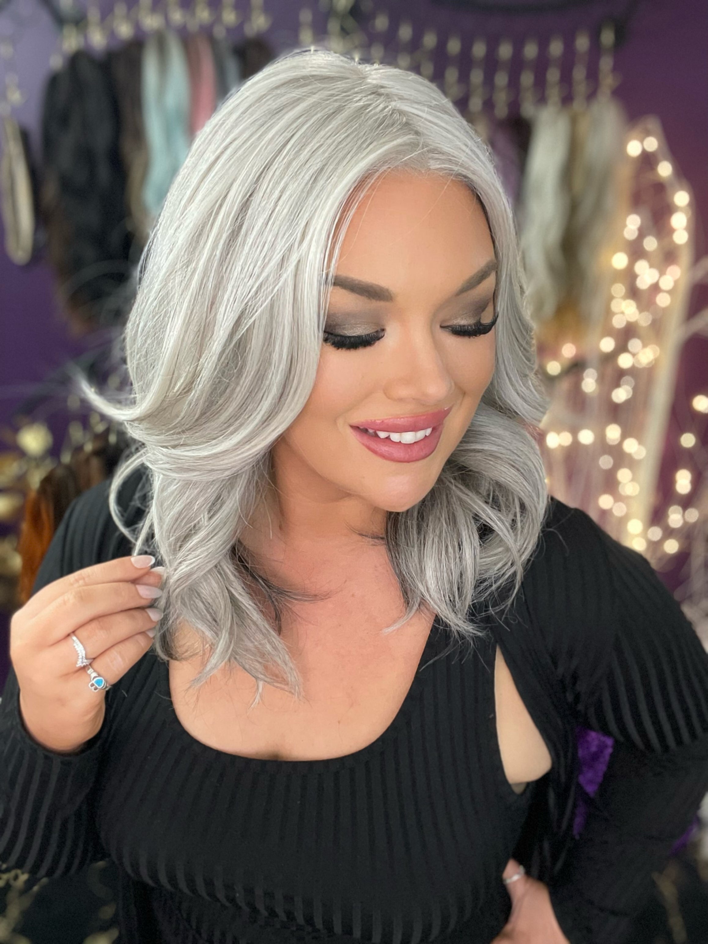 Darcy Glamour Grey Hand-Tied HS Platinum Luxury Wig CA1 W6413