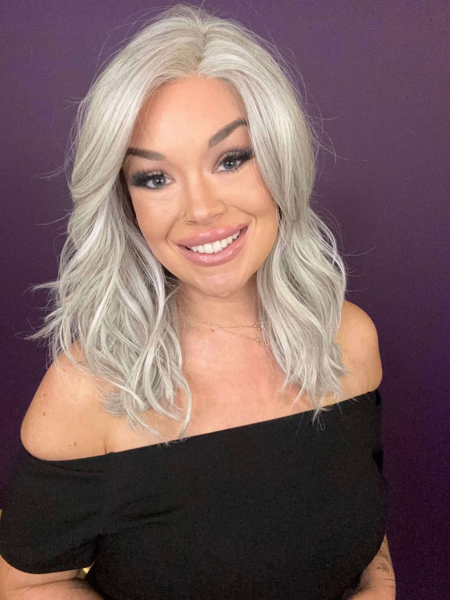 Riley Sterling Grey HS Comfort Luxury Wig CA1