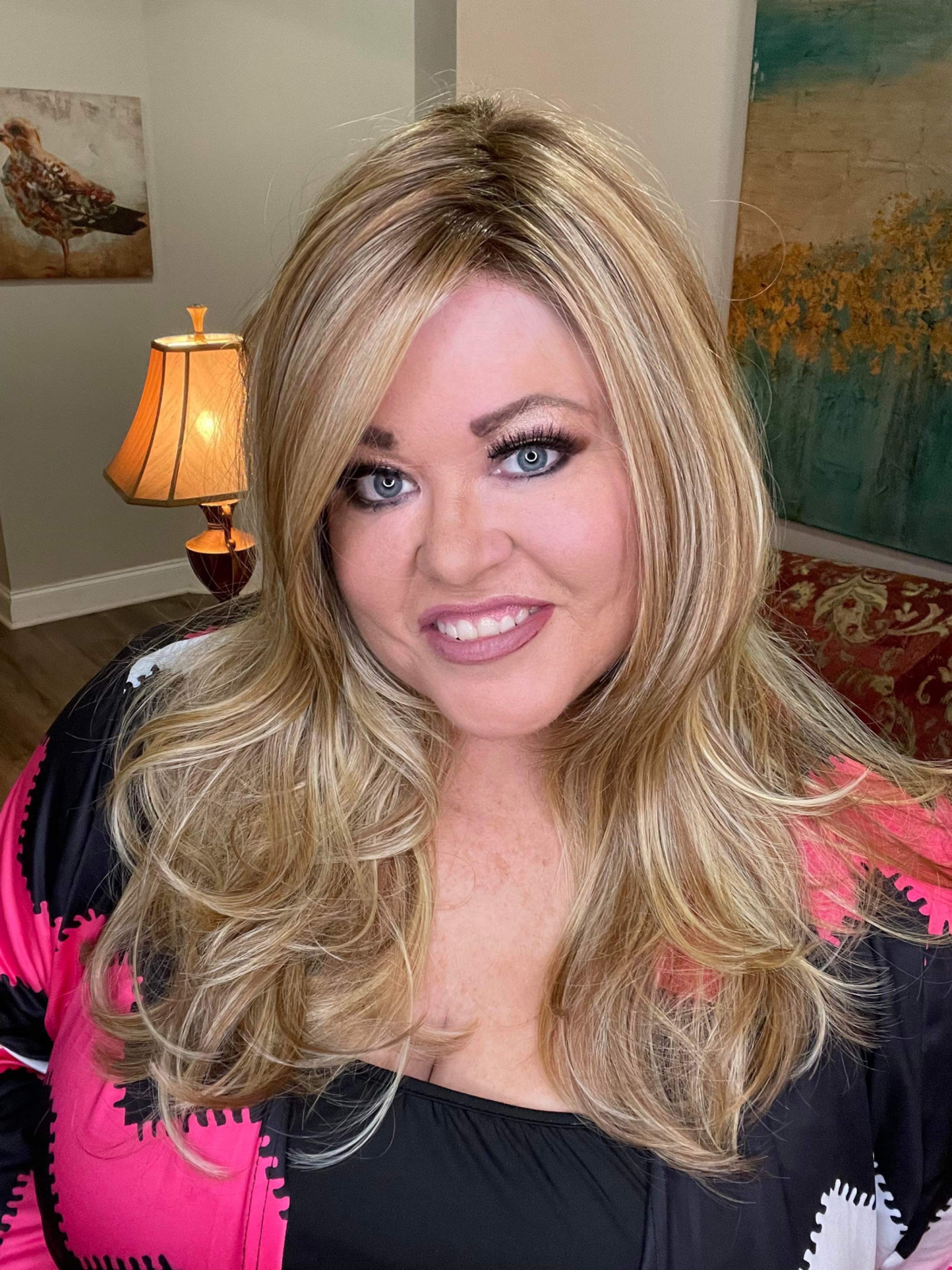 Rowena Toasted Coconut HS Comfort Luxury Wig *Sample A NOT RETURNABLE*