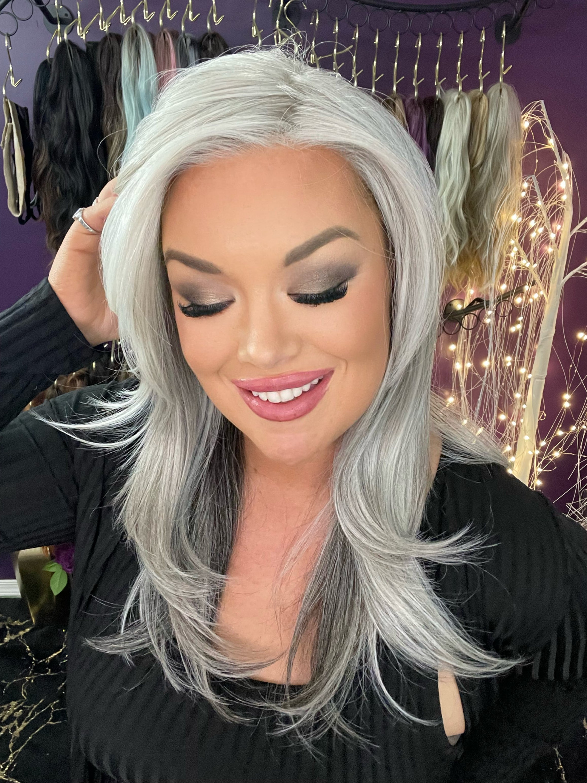 Hannah Glamour Grey Hand-Tied HS Platinum Luxury Wig CA1 W6405