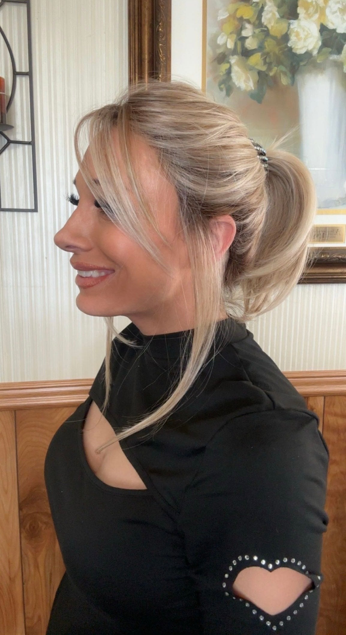 🌟 Vibe
Effortlessly elevated. Amanda is all about soft confidence and graceful structure—perfect for both everyday sophistication and dressier moments.