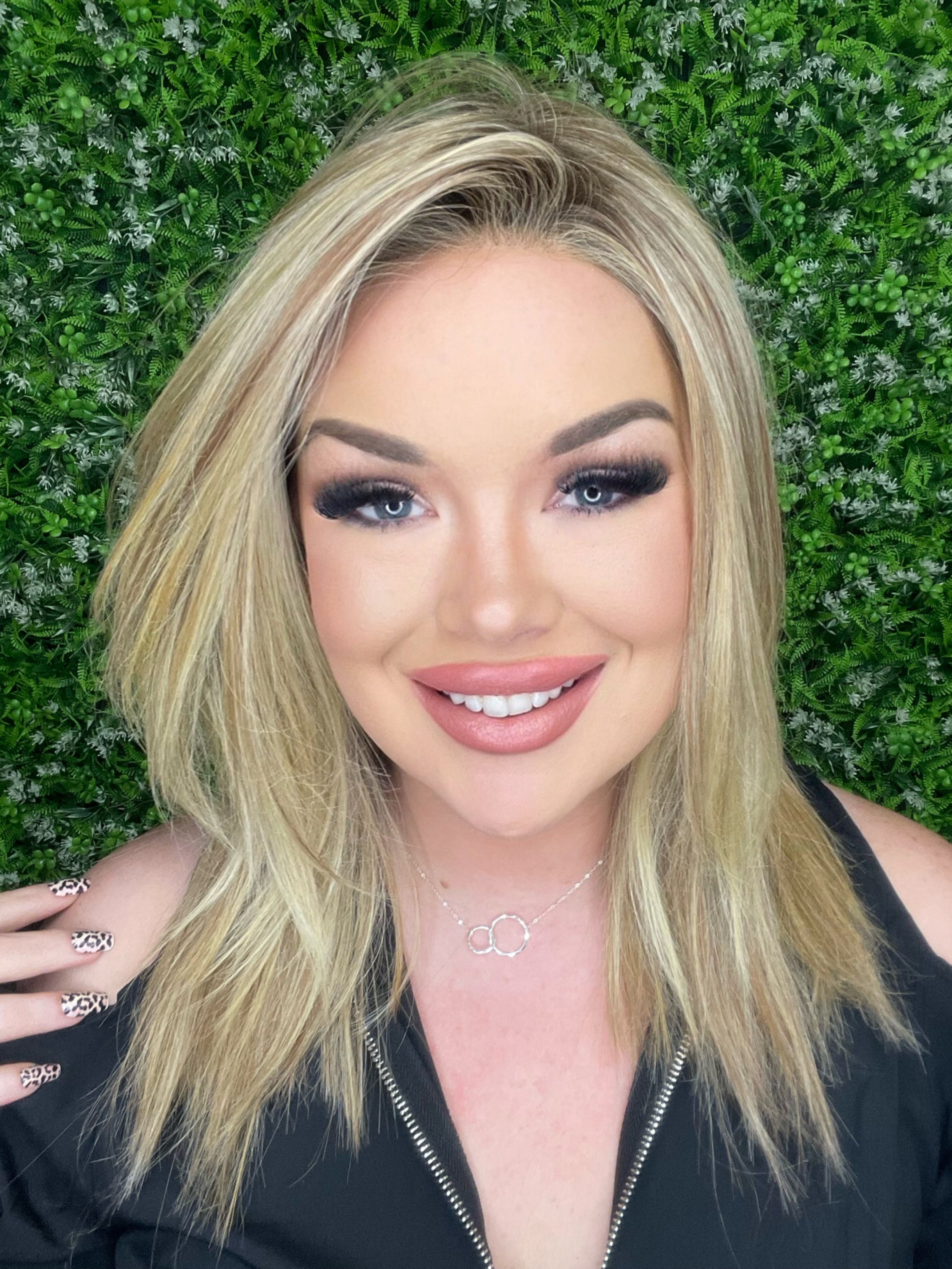 CIRI – Luxury Wig by Chic Lifestyle Shown in Summer Blonde.