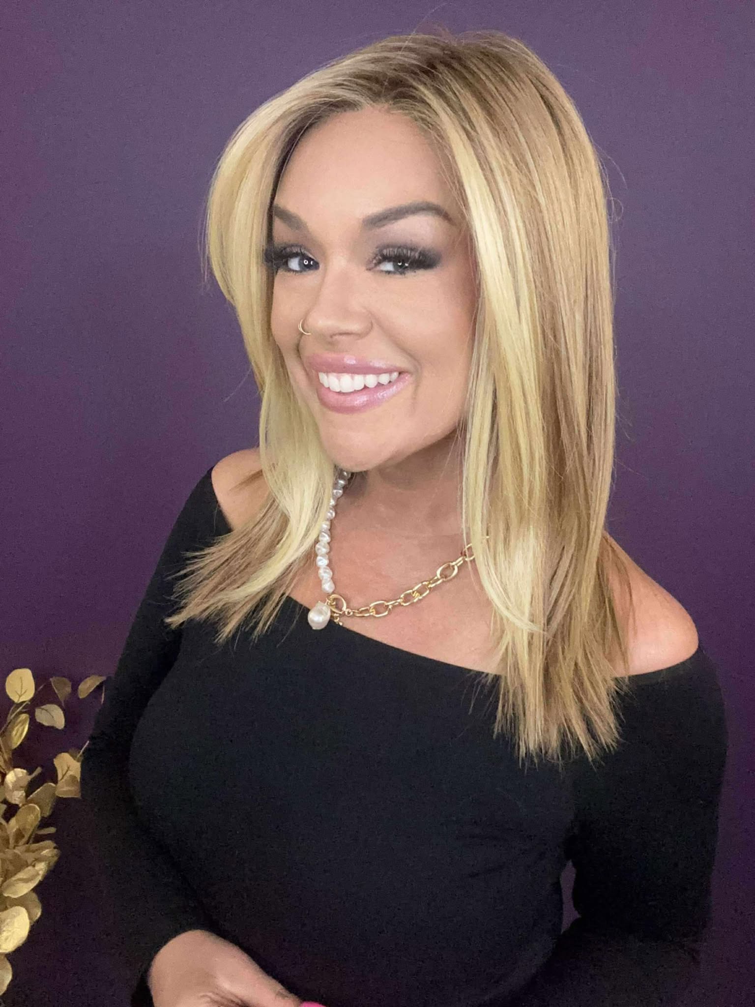 Ciri – Luxury Wig by Chic Lifestyle Shown in Endless Summer.