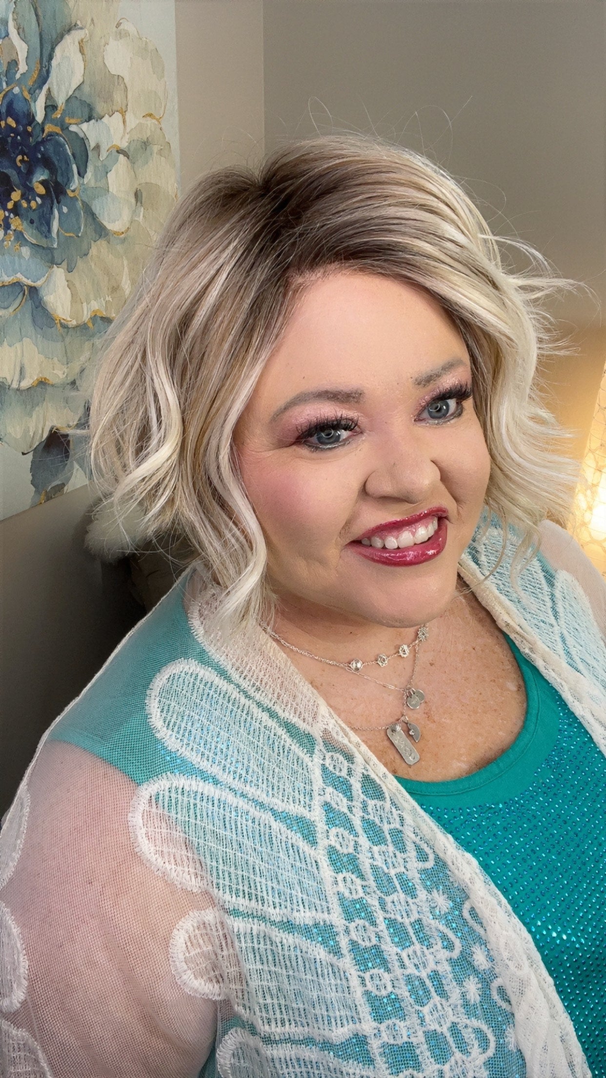 Erin – Luxury Wig by Chic Lifestyle Shown in Vanilla Chai.