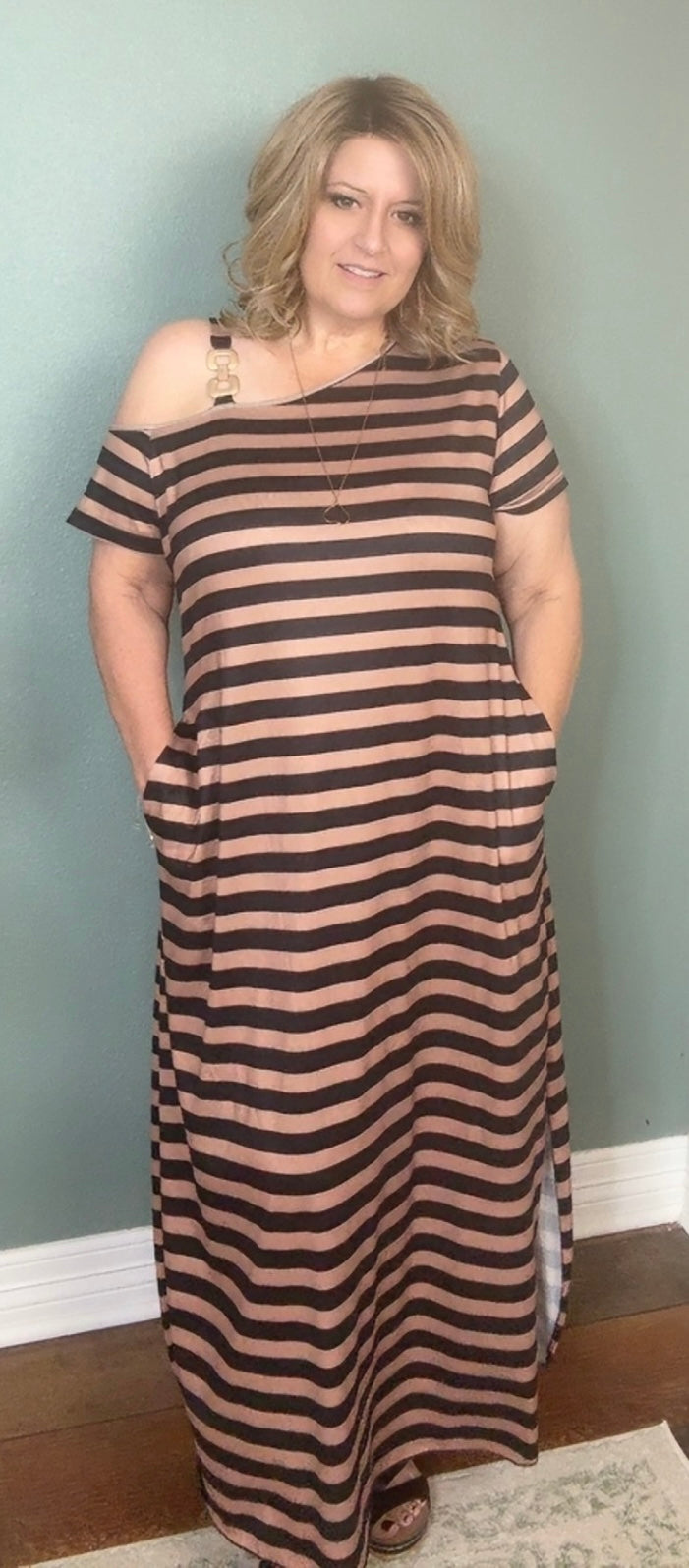 LUXE MAXI DRESS- COFFEE BROWN PRE-ORDER 10/5 ETA APP-105 AP2