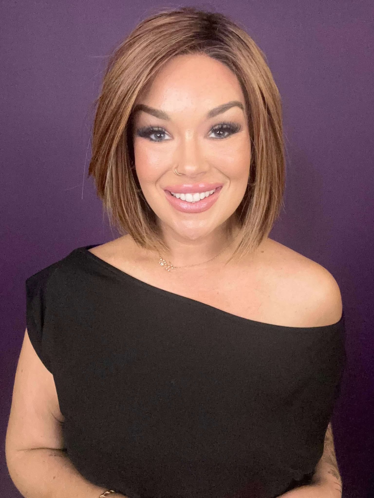 Gabby – Luxury Wig by Chic Lifestyle Shown in Strawberry Auburn.