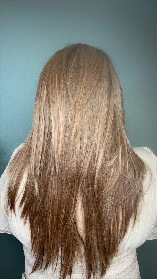 Vibe
Sleek sophistication with modern edge. Maggie feels powerful yet understated, making her a perfect choice for women who want a polished, no-fuss style with maximum impact.