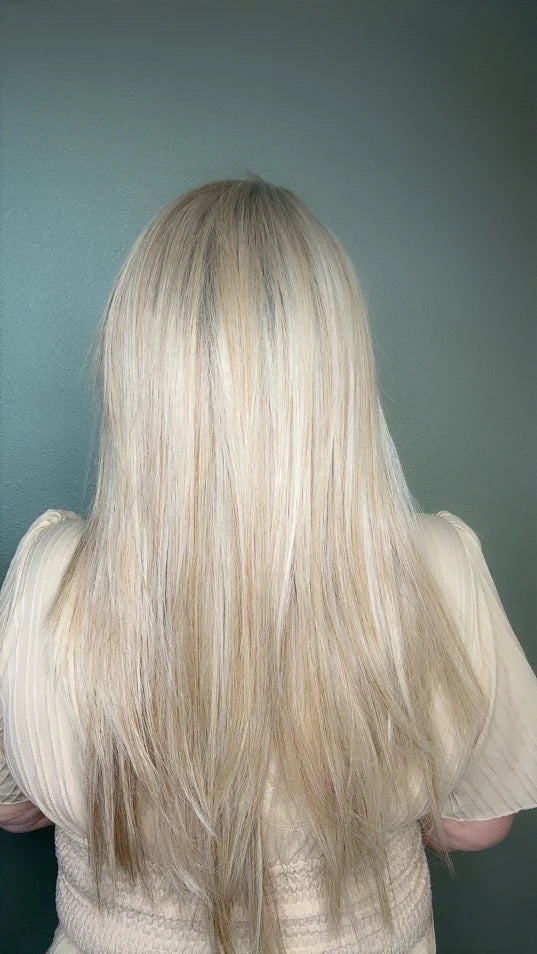  Vibe
Sleek sophistication with modern edge. Maggie feels powerful yet understated, making her a perfect choice for women who want a polished, no-fuss style with maximum impact.