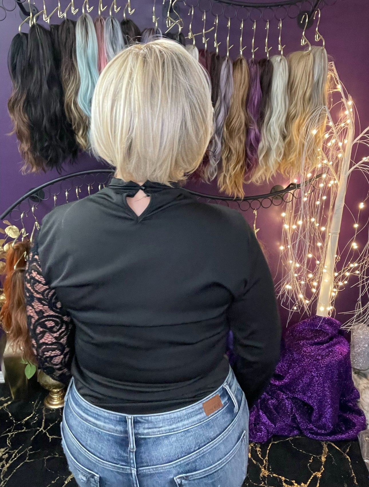 Nevaeh – Luxury Wig by Chic Lifestyle Shown in California Blonde.