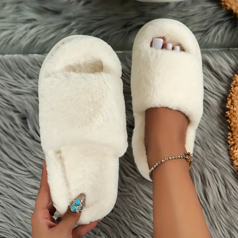 Happy Feet Slippers White AKL -A125 ships 14 days