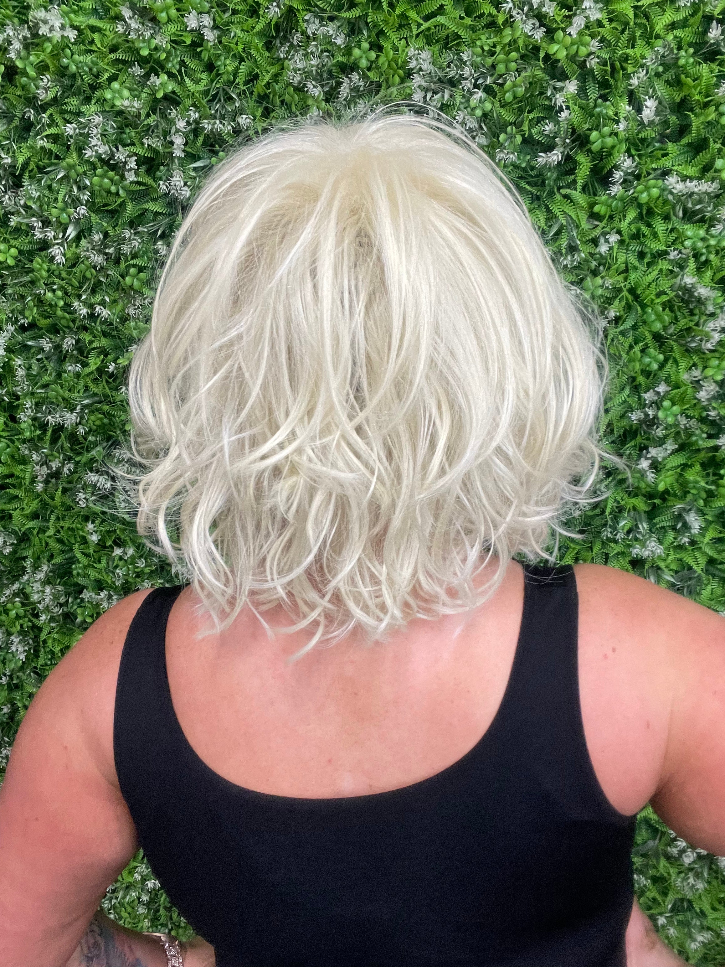 Gina Hyper Platinum HS Luxury Wig FL1 W6115