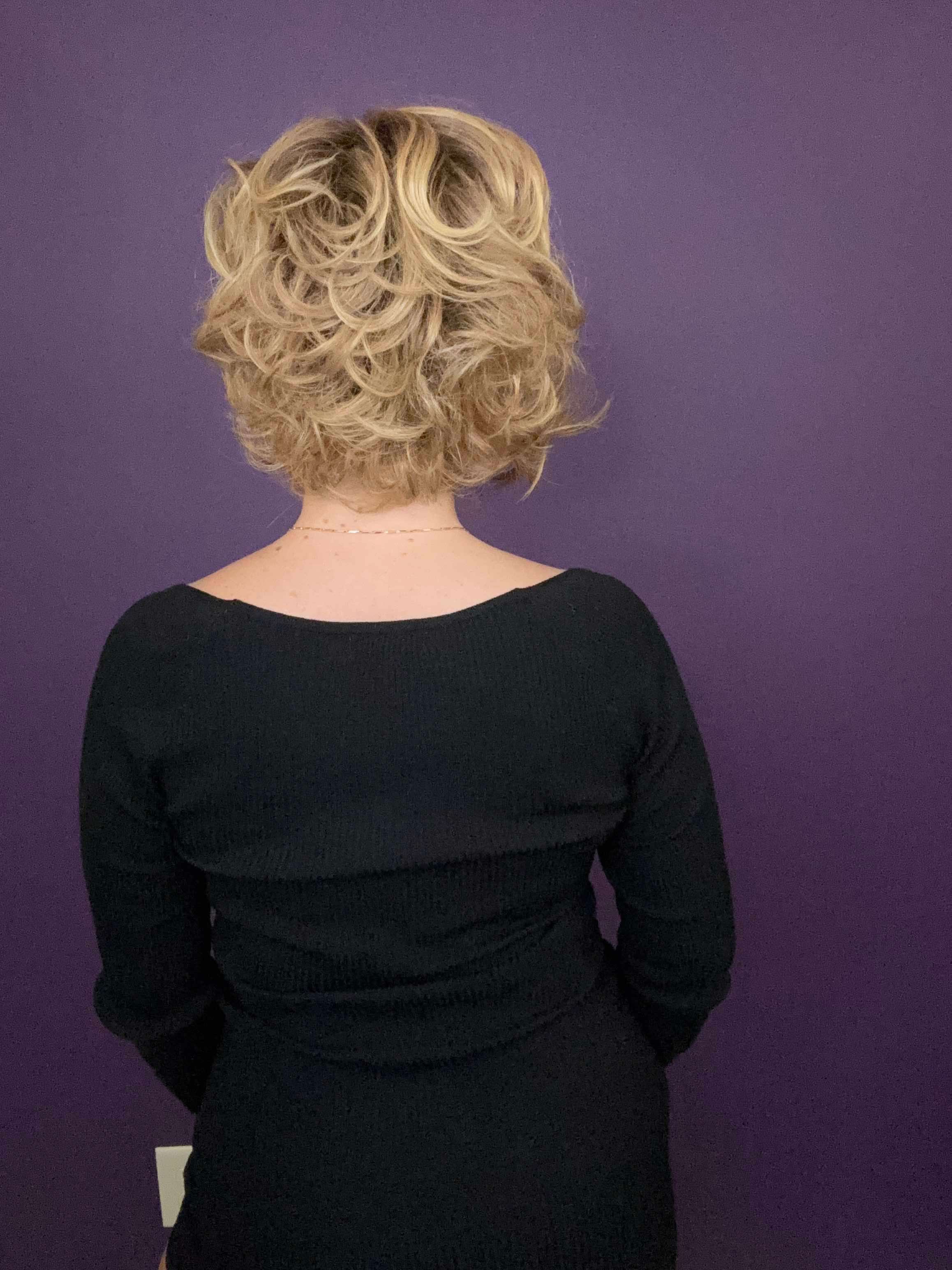 Charlotte 2.0 Summer Blonde HS Premium Luxury Wig FL1 W6617