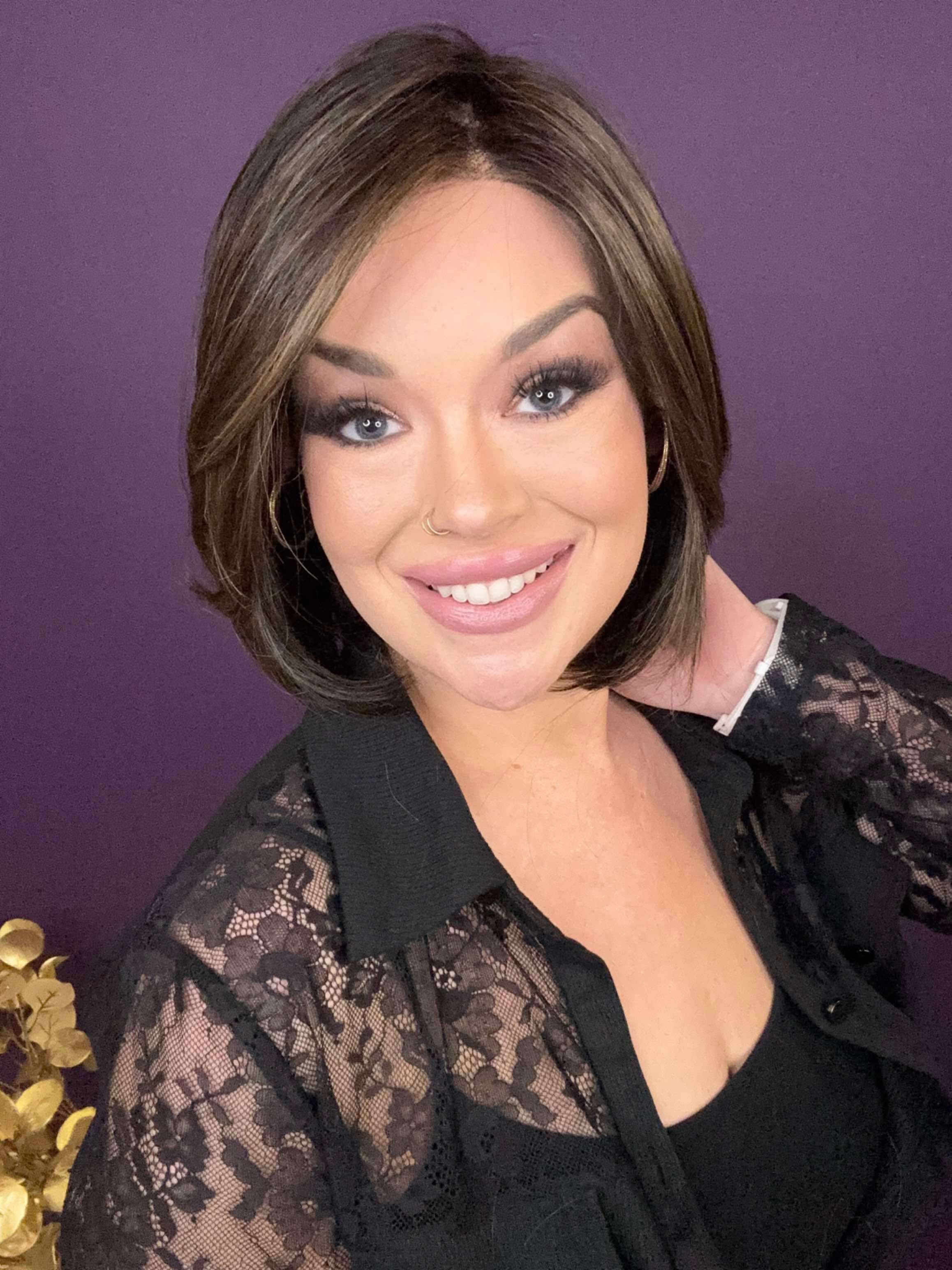 Amelia Dark Roast Delight HS Comfort Luxury Wig CA1 W6835