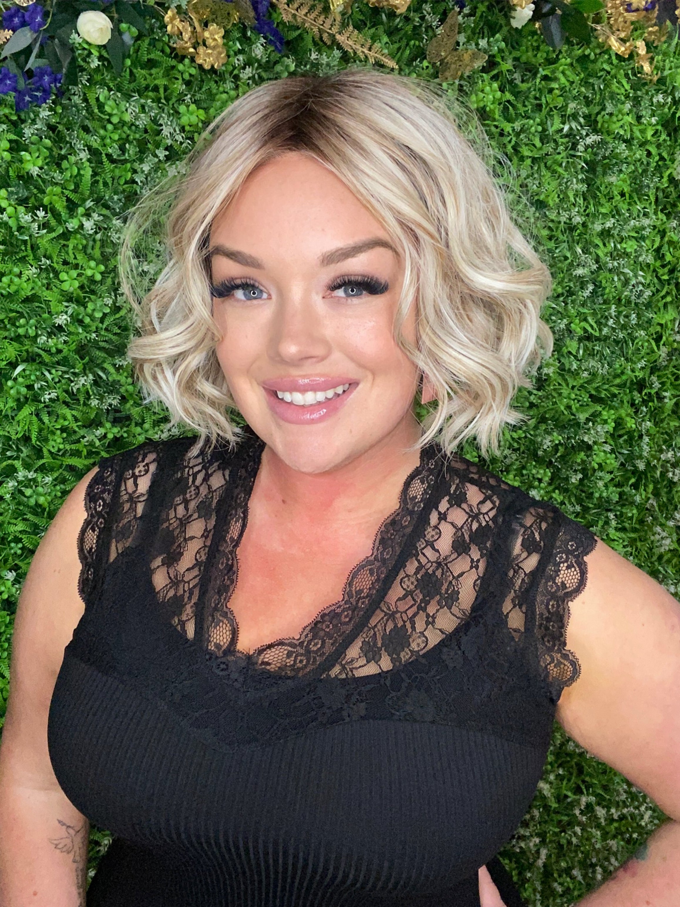 Kalina Smoking Hot Blonde HS Luxury Wig CA1 W5370
