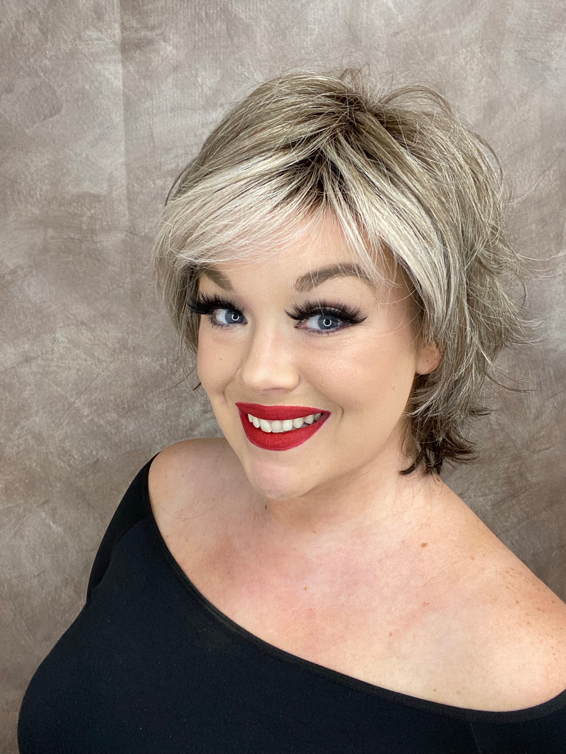 Nia Silver Fox HS Premium Luxury Wig FL1 W4817