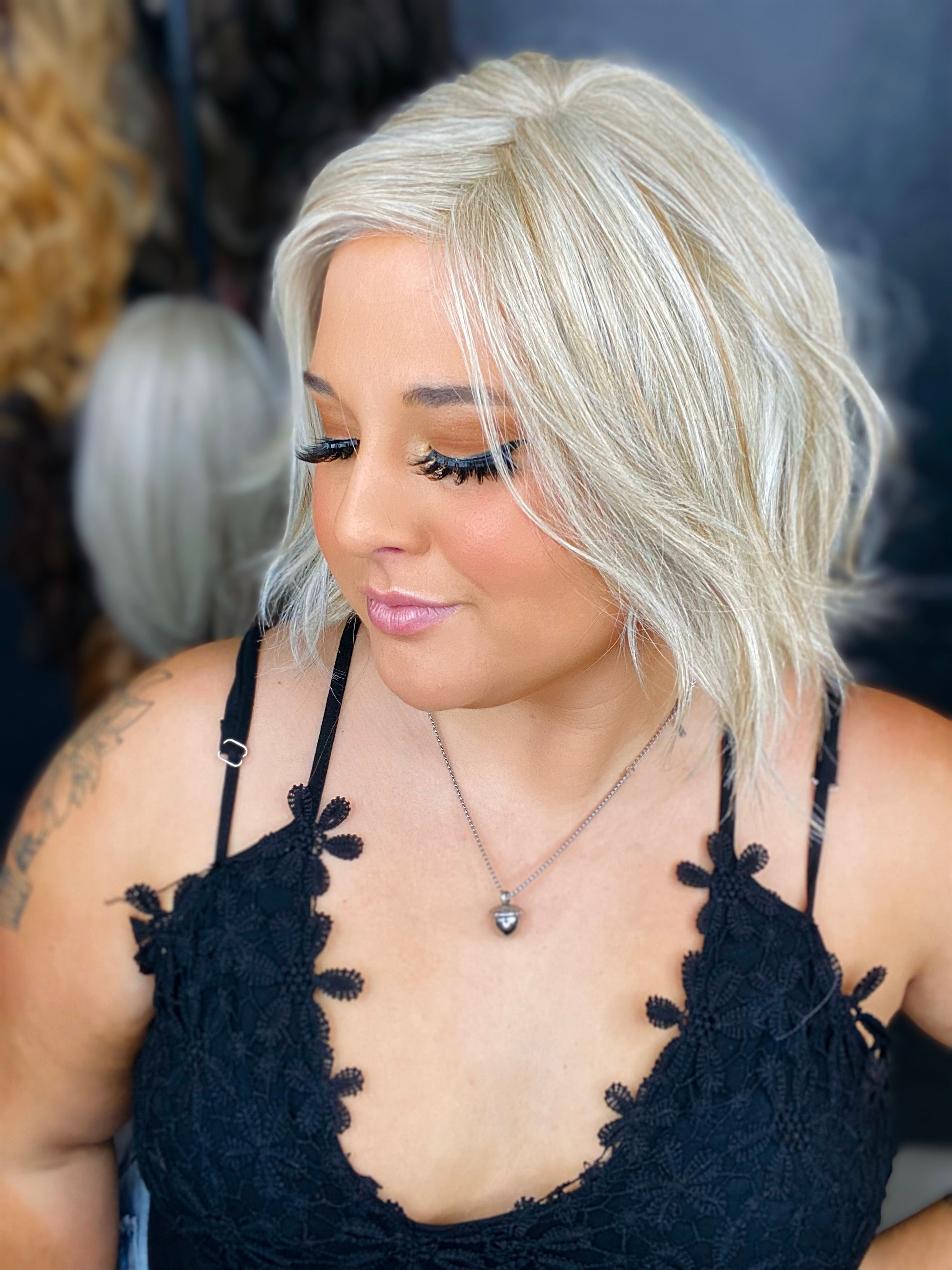 Trixie Smoking Hot Blonde No Root HS Luxury Wig CA1 W5138