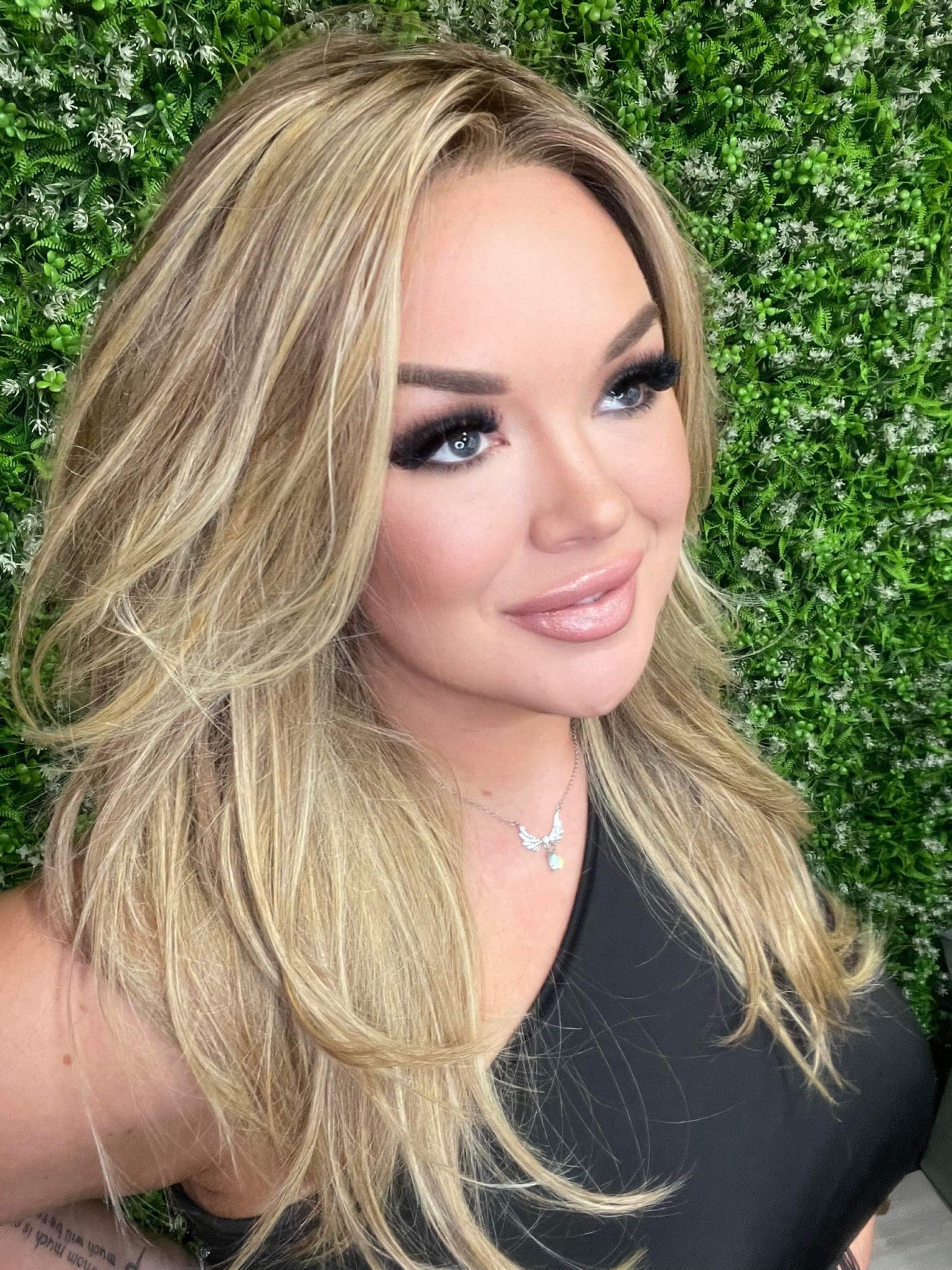 Bridgette Summer Blonde HS Luxury Wig FL1 W4321