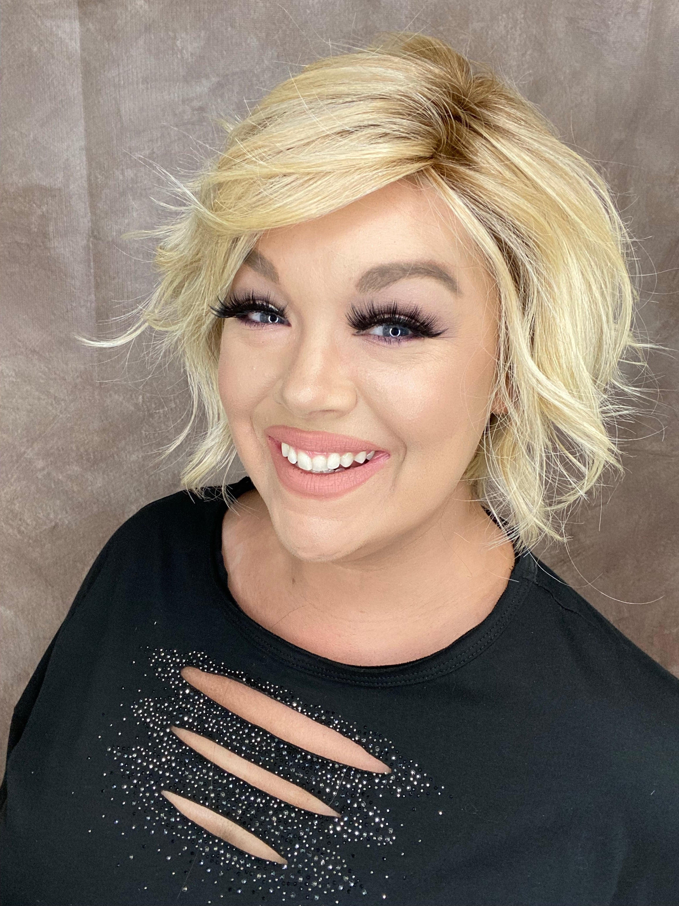 Jessie Champagne Blonde HS Luxury Wig CA1 W4768