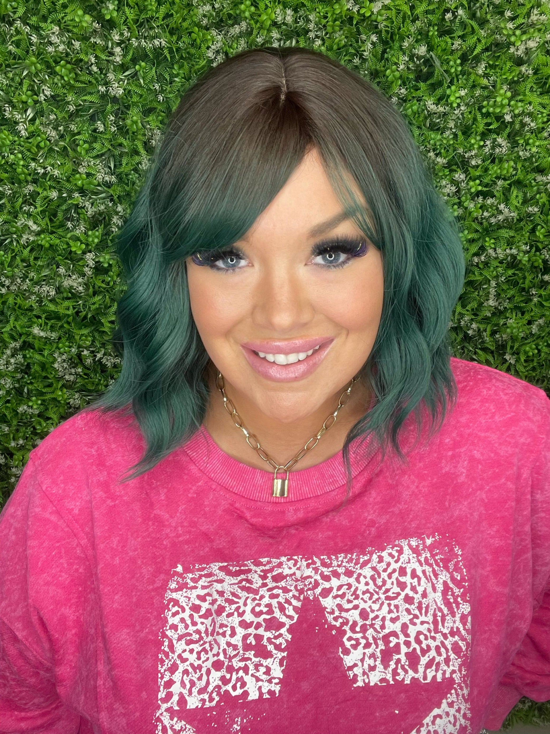 Delilah Rooted Emerald Simply Chic HS Wig W5603 SAMPLE B